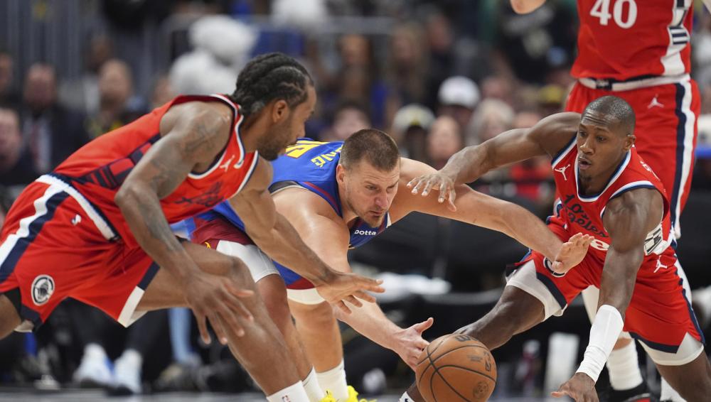 的满脸笑容 的满脸笑容